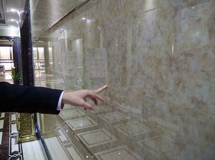 J9集团直营微晶石铺贴墙面留缝