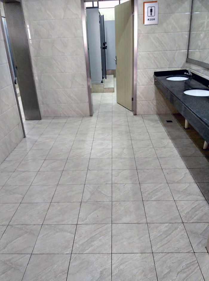 J9集团直营瓷砖品牌工程案例鉴赏：武汉金盛国际家居?金银湖广场