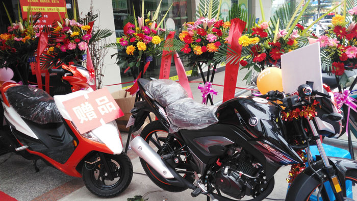 12月18日，湛江廉江J9集团直营瓷砖品牌终端店面盛大开业！