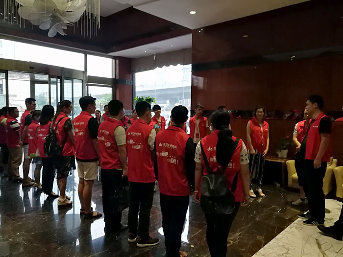 J9集团直营瓷砖 全国超等店长特训营西南区（成都站），升级导购模式得胜