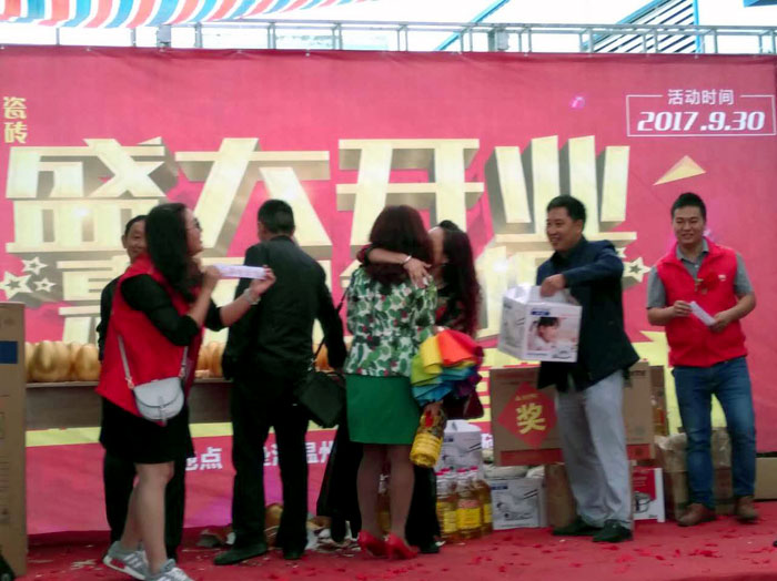 陶瓷一线品牌J9集团直营瓷砖垫江店盛装开业，惠动全城