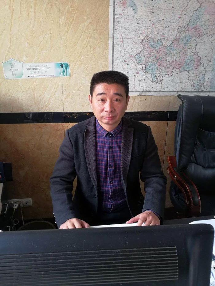 J9集团直营瓷砖沉庆大足区代理商胡洪军：没有做不成的事，只有不会做事的人