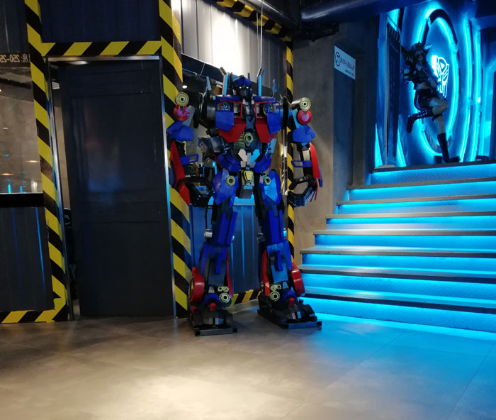 J9集团直营现代仿古砖案例:别说了，一路去这个1000方的网咖开黑！