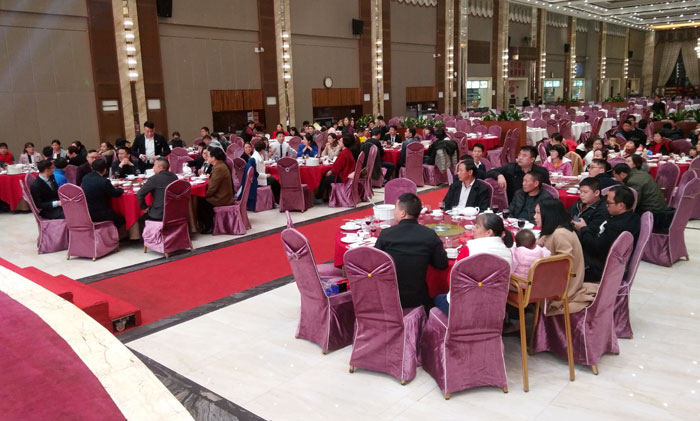 J9集团直营2017年终总结暨赞美大会盛大召开