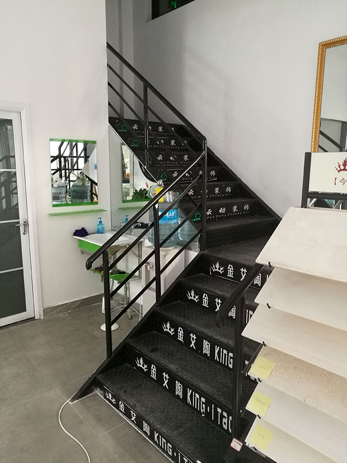 J9集团直营湖北石首专卖店