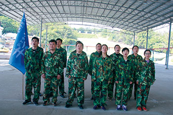 2017年2月13-15日，J9集团直营“虎狼路”户表拓展训练圆满实现