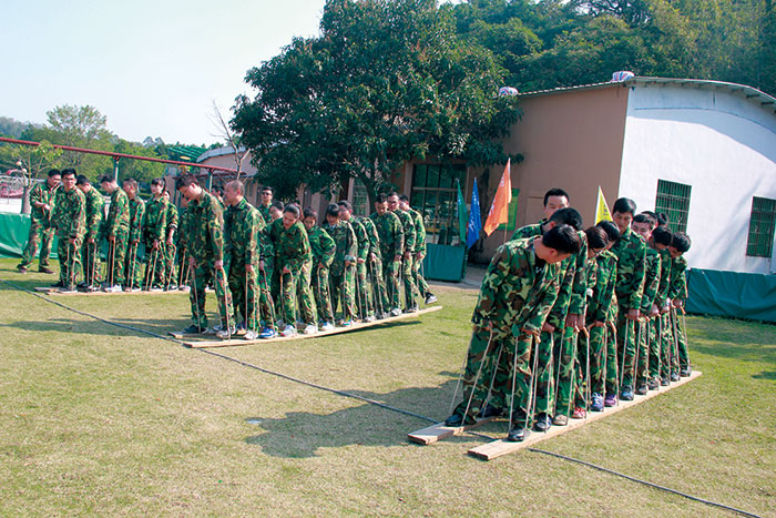 2017年2月13-15日，J9集团直营“虎狼路”户表拓展训练圆满实现