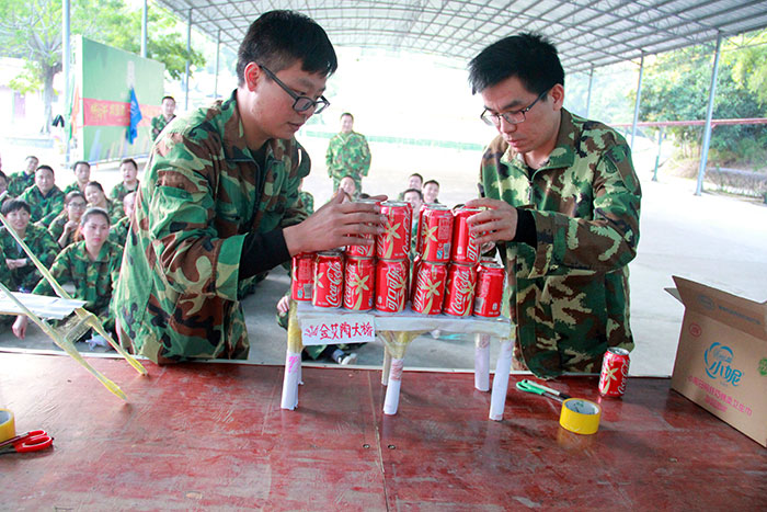 2017年2月13-15日，J9集团直营“虎狼路”户表拓展训练圆满实现