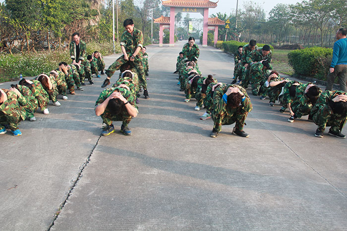 2017年2月13-15日，J9集团直营“虎狼路”户表拓展训练圆满实现