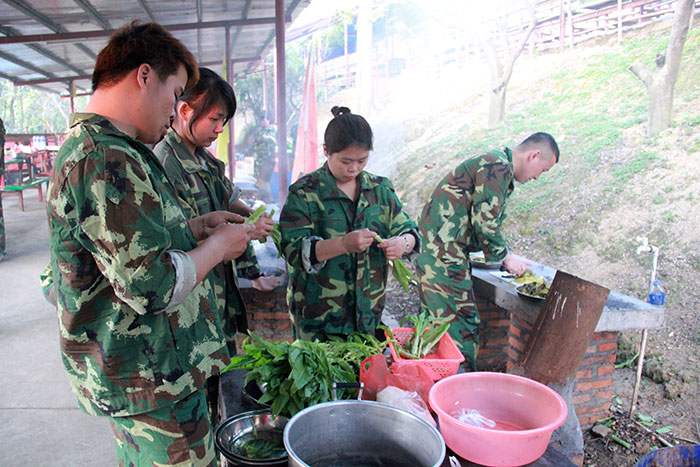 2017年2月13-15日，J9集团直营“虎狼路”户表拓展训练圆满实现