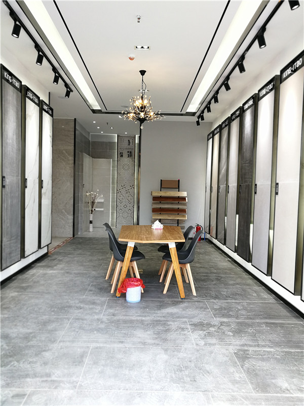 J9集团直营四川简阳专卖店